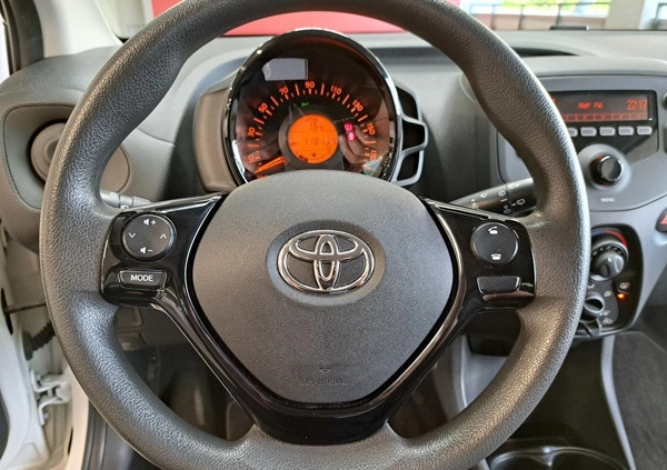 Toyota Aygo cena 38900 przebieg: 118120, rok produkcji 2020 z Kraków małe 379